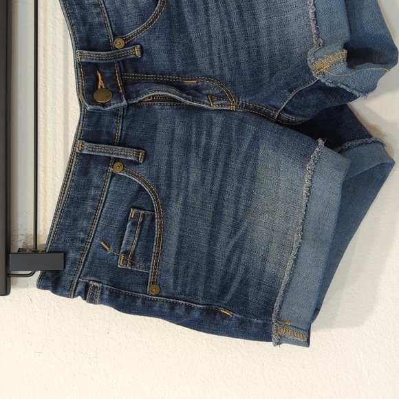 Distressed shorts sz 25 - Picture 2 of 7